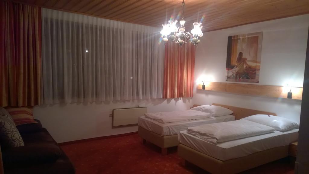 Gasthof Pichler Bruck an der Mur Zimmer foto